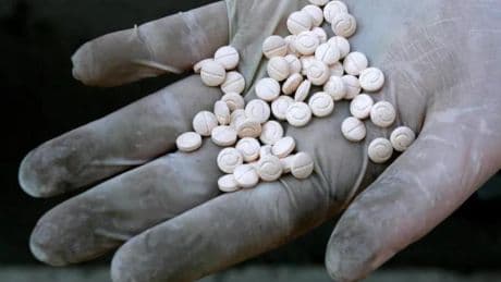 El nuevo régimen de Siria ataca uno de los pilares de su economía: la producción de su droga estrella cae un 80%