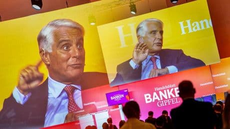 Banken-Gipfel: Unicredit-Chef Orcel hält sich Commerzbank-Übernahme gegen den Willen der Bundesregierung offen