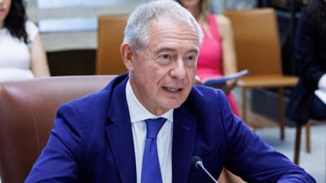 Urso: “Sull’Ilva speriamo si trovi l’accordo nelle prossime ore”. Paita e Furlan: “Dimostra la sua incapacità”