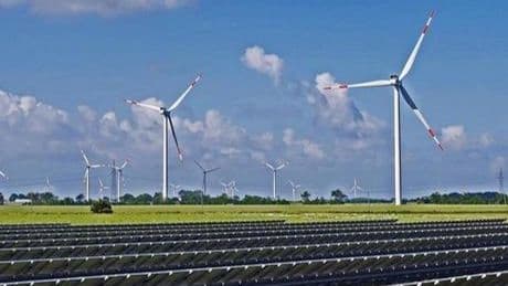 Rüzgar ve güneşten üretilen elektrikle geçen yıl 12 milyar dolarlık enerji ithalatının önüne geçildi