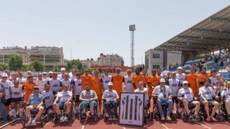 AFE y veteranos del Real Madrid homenajean a Paco Pérez Durán en su lucha contra la ELA