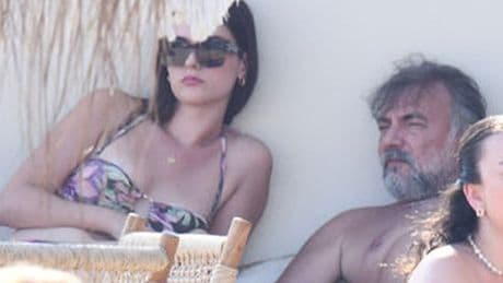 Oktay Kaynarca, Bodrum'da genç güzelle yakalandı