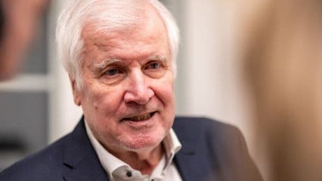 Bundespolitik: Seehofer: Ich hätte Brosius-Gersdorf gewählt
