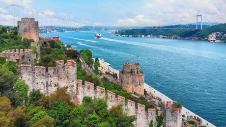 Güneş kremlerinizi hazırlayın! İstanbul’a yaz sıcakları erken geldi: İşte 19 Haziran 2025 İstanbul hava durumu