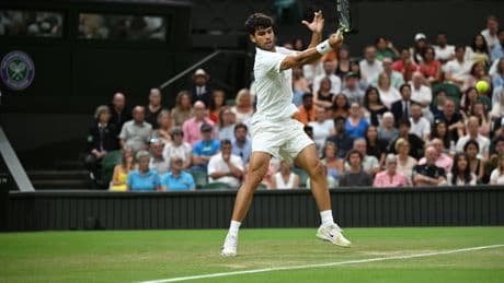 Alcaraz saca el cañón, tumba a Rublev y se mete a cuartos de Wimbledon