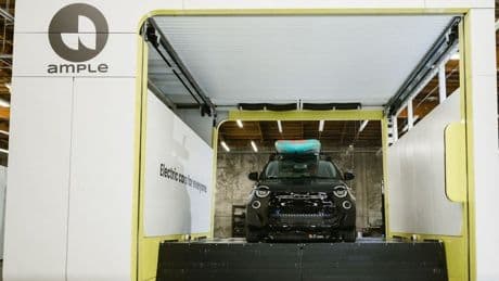 Llega el sistema de intercambio de baterías: Coches eléctricos cargados en 5 minutos