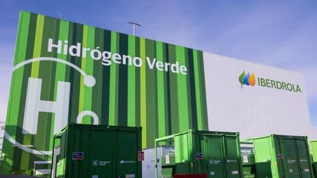 Iberdrola muestra fortaleza y se acerca de nuevo a sus máximos históricos en 16,055 euros