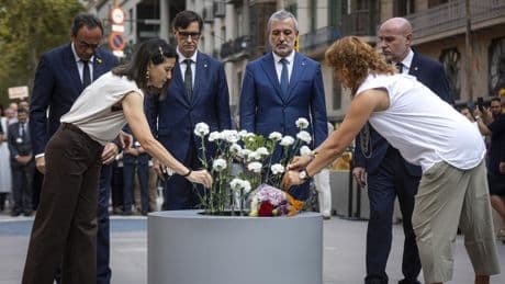 Memoria y emergencia: del homenaje a las víctimas en La Rambla al drama de los incendios