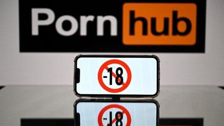 Les sites X Youporn et Pornhub suspendent leur accès en France en signe de protestation