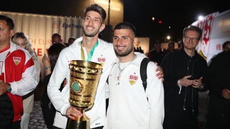So lief Stuttgarts rauschende Pokal-Party - Boss brüllte „Sauft!“