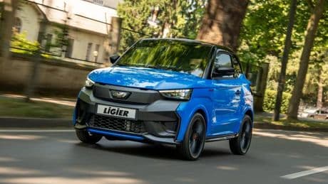 Ligier JS50, la prova e i prezzi della microcar: è elettrica oppure diesel