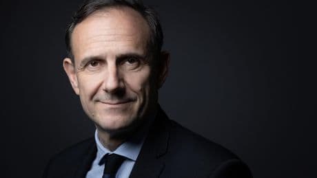 Emmanuel Macron propose de confirmer Olivier Sichel à la tête de la Caisse des dépôts et consignations