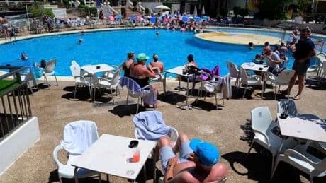 Warning to Brit tourists planning all-inclusive holidays to Spain