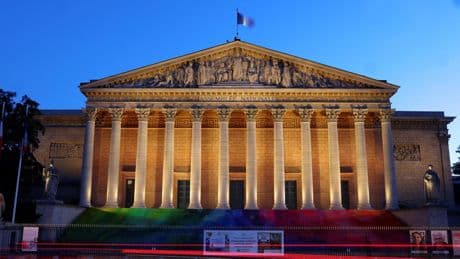 Francia quedará más empantanada en su crisis con la caída de Bayrou