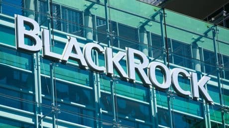 Blackrock pide a los directivos que regresen a la oficina cinco días a la semana