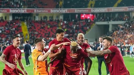 TFF, Ziraat Türkiye Kupası'nı kazanan Galatasaray'ı kutladı