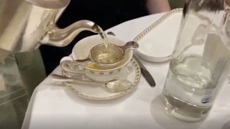 Le pillole di galateo di Petra e Carlo: afternoon Tea al Palm Court Langham Hotel di Londra