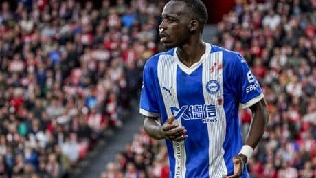 El susto de Diarra tras el choque con Vivián