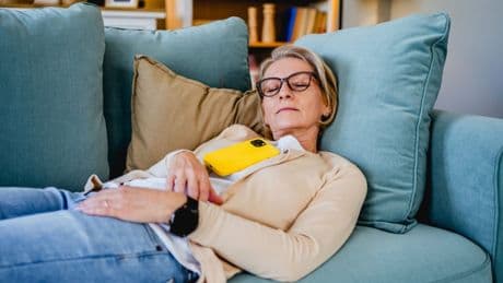 Six surprising, low-effort ways to boost your attention span, according to a neurologist