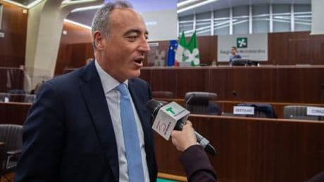 "A Milano non si vince da soli e servono toni diversi"
