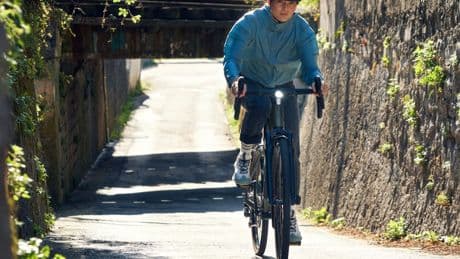 E-Gravelbikes im Test: Perfekt für den Weg in die Arbeit