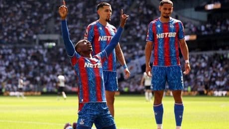 Crystal Palace, deplasmanda Tottenham'ı yıktı!
