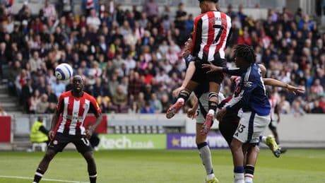 Manchester United show spirit of youth in seven-goal thriller but Brentford continue fine form