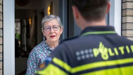 Nepagent van 14 jaar loopt in Didam in de val na reeks babbeltrucs