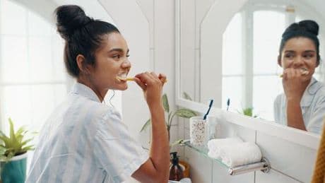 UK survey reveals alarming neglect in personal dental hygiene among adults