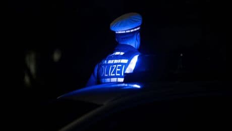 Hunderte Polizisten nehmen mutmaßliche Drogenbande hoch