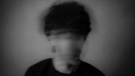 « Un frère » de David Thomas : récit de l’intérieur de la schizophrénie