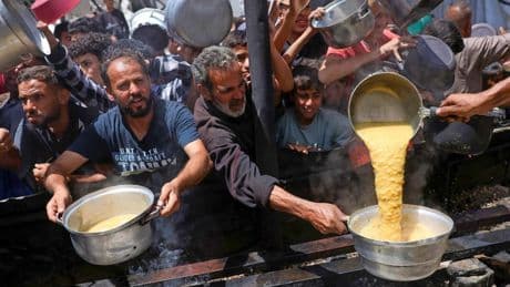 Sancties, boycots en minder vluchten: Israël onder groeiende internationale druk oorlog te stoppen