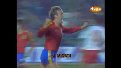 Las mejores narraciones de José Ángel de la Casa: del "¡gol de Señor!" en el 12-1 a Malta al "¡ha marcado Mijatovic!" en la Séptima del Madrid