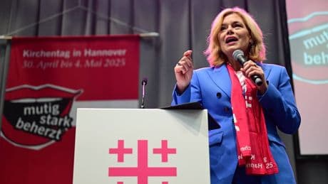 Bundestagspräsidentin Klöckner - „Kirche erreicht die Menschen nicht mehr“