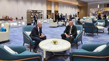 Malgré les annonces d’accord de paix entre l’Arménie et l’Azerbaïdjan, « tout reste à faire »