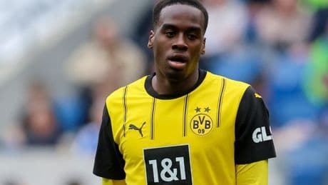 Borussia Dortmund explain Jamie Gittens absence as Chelsea transfer talks continue