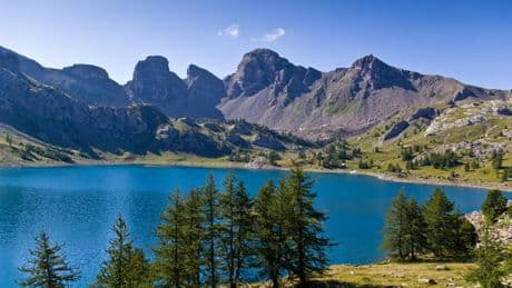 Été à la montagne : la tendance qui fait (un peu) d’ombre au littoral