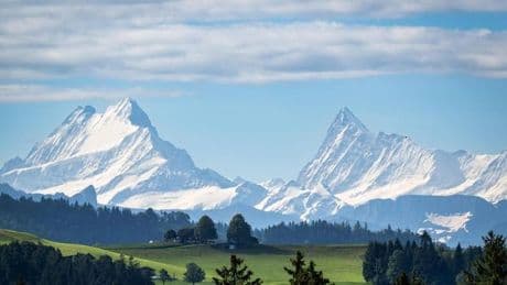 „Brandgefährlich“: USA warnen vor Reisen in beliebtes Alpenziel