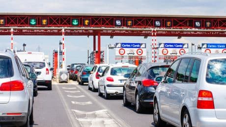 Ce concessionnaire autoroutier propose à l’État de baisser le prix… des péages