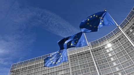 Guerre commerciale : l’Union européenne dit avoir le «droit souverain» de réglementer la tech