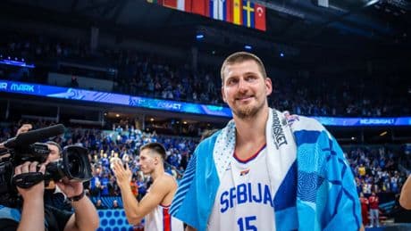 Serbia y Alemania se estrenan arrasando en el EuroBasket