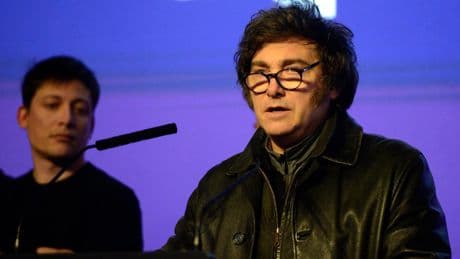 La “dura derrota” electoral en Buenos Aires obliga a Milei a cancelar su viaje a España
