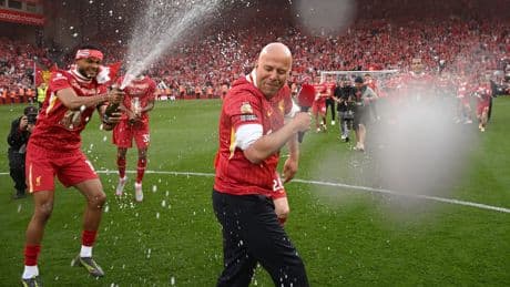Hoe Arne Slot Liverpool FC perfectioneerde tot een geraffineerde machine – en als eerste Nederlandse coach de Premier League wint