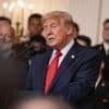 Le président américain Donald Trump ouvre la voie à des droits de douane sur certains minerais et objets électroniques
