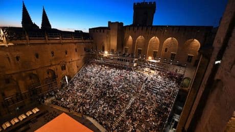 "Un climat de suspicion": le numéro 2 du festival d'Avignon sur le départ après des "accusations" de violences sexuelles