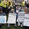 Plus de 400 arrestations à Londres lors d'un rassemblement de soutien à Palestine Action