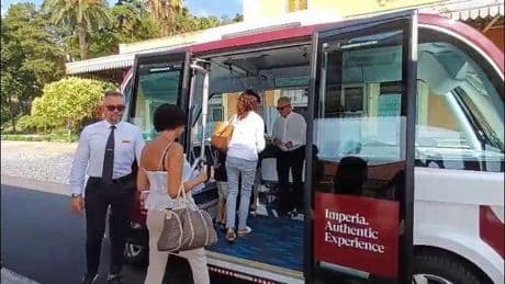 Navetta a guida autonoma sulla ciclabile di Imperia, via alla sperimentazione con passeggeri | Video