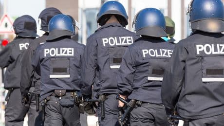 Alarmierende Zustände bei der Polizei: Über 190 Beamte unter Extremismusverdacht