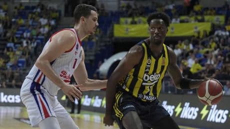 Fenerbahçe'de transferi Nigel Hayes-Davis duyurdu!