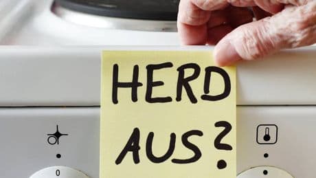 Neue Studie zu Demenz: Erhöht die Heirat wirklich das Demenz-Risiko?